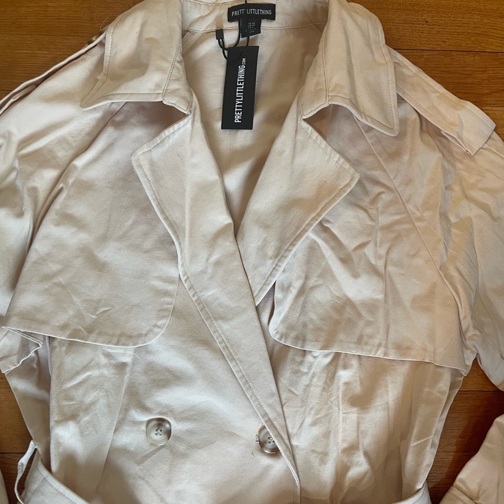 PrettyLittleThing Neutral Cream Double-Breasted Trench Coat